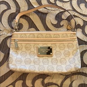 Michael Kors Wristlet
